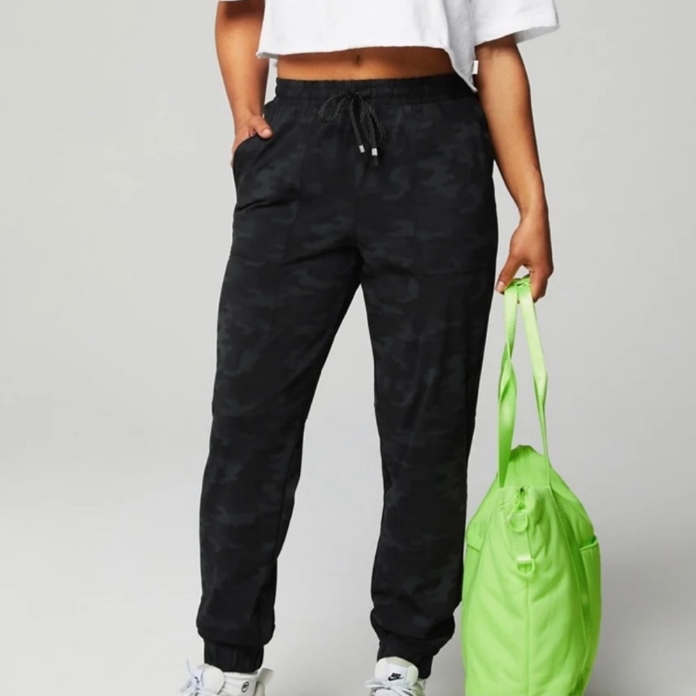 Fabletics Black Camo Drawstring Joggers